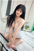 美胞一线天